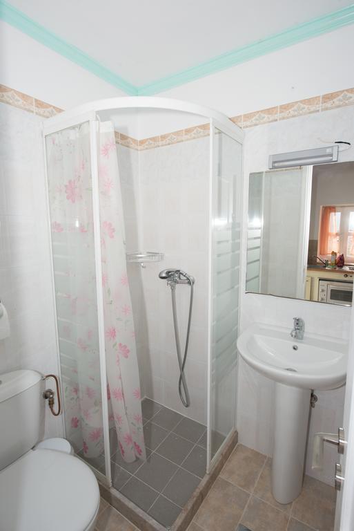 Villa Sofia Сими Екстериор снимка